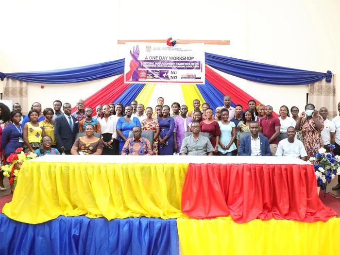 Group photo of the participants of the workshop